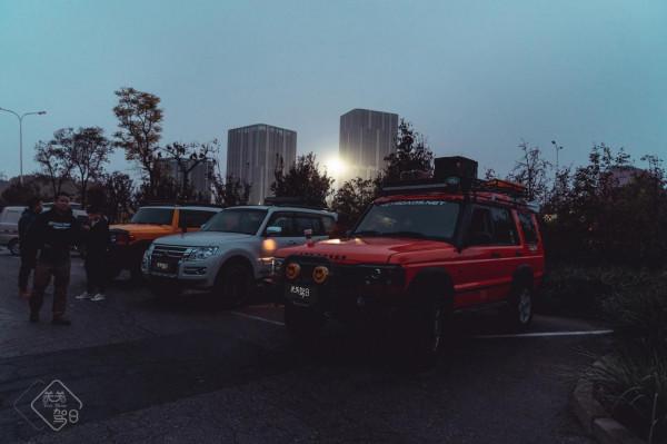 關關駕日|旅行日記 7輛硬派越野車,一場痛快的多倫穿越之旅 關關駕日|旅行日記 7輛硬派越野車,一場痛快的多倫穿越之旅