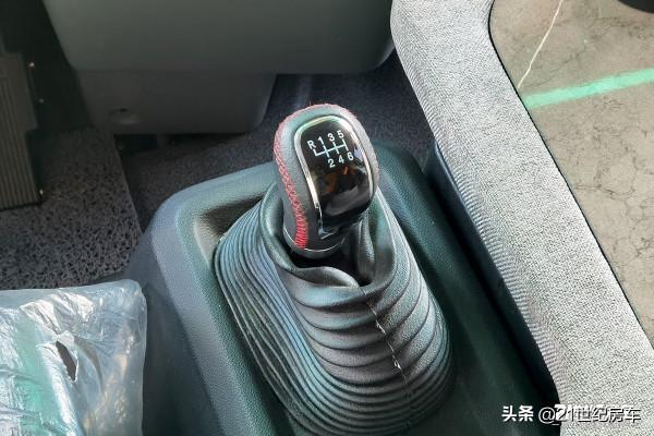 東風首款越野A型房車！4座4驅4.1T動力，C本駕駛，內外佈局超有範