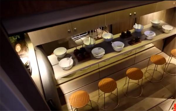 上海1家6口住24㎡房，卻塞下4間臥室和一個餛飩店？怎麼辦到的？