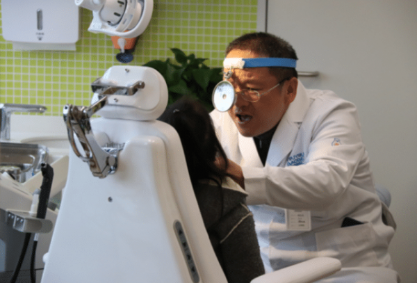 不明頭痛怎麼辦？不僅要看內科醫生，也別忘了到耳鼻喉科看一看