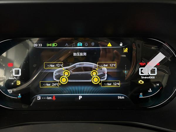 自家兄弟都很優秀 名爵MG5跟榮威i5怎麼選？