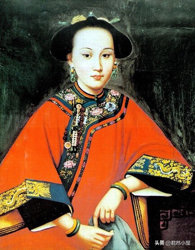 《還珠格格》裡的含香明明是維族的,為何劇中說是回族? 《還珠格格》裡的含香明明是維族的,為何劇中說是回族?