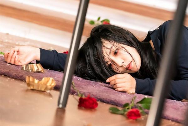 這樣的反派你恨得起來嗎？《頂樓》的千瑞珍，千面女郎金素妍