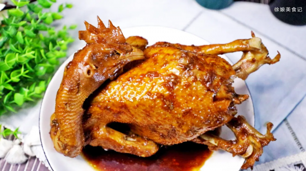 醬油雞懶人做法,往電飯鍋一放美味即成,不加水不用油,皮滑肉嫩 醬油雞懶人做法,往電飯鍋一放美味即成,不加水不用油,皮滑肉嫩