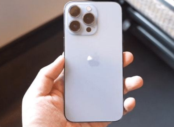 iPhone13Pro使用槽點:正面看和12pro沒區別,攝像頭變大變突兀了 iPhone13Pro使用槽點:正面看和12pro沒區別,攝像頭變大變突兀了