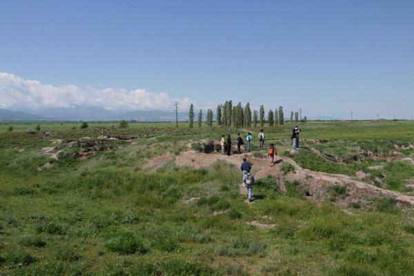 中亞五國漫遊之吉爾吉斯，我們在那裡拜謁了詩仙李十二出生的地方