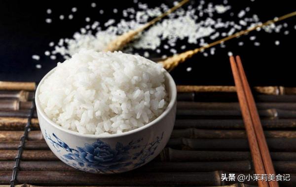 年夜飯，吃飯的6個&OpenCurlyDoubleQuote;禁忌&rdquo;要牢記，尊重老傳統，新年添福添吉祥