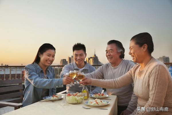 家庭中，習慣“佔自己人便宜”的人，十有八九是這5類人