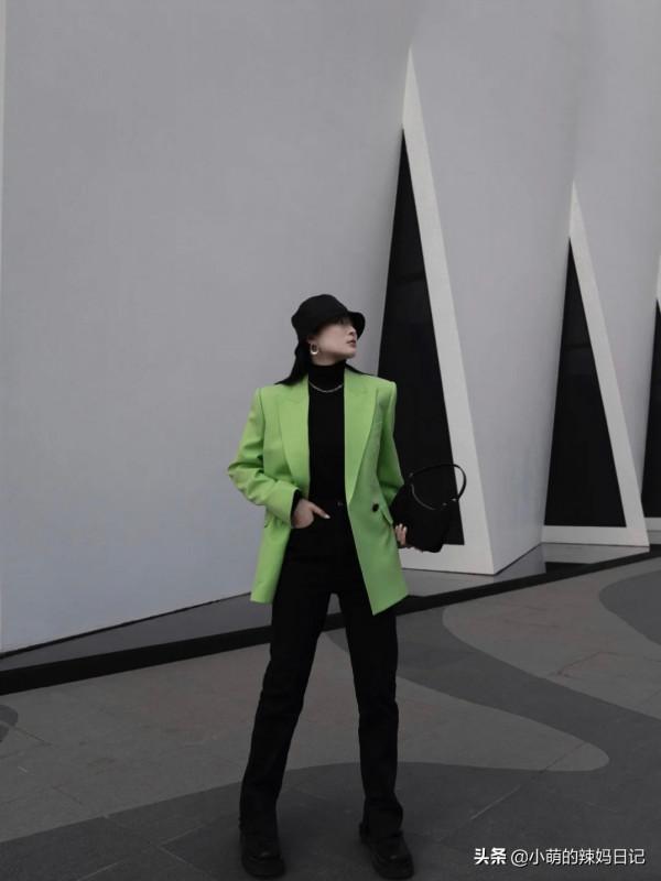 為什麼建議再懶也別穿“打底褲”？看完這四組對比圖，你就懂了