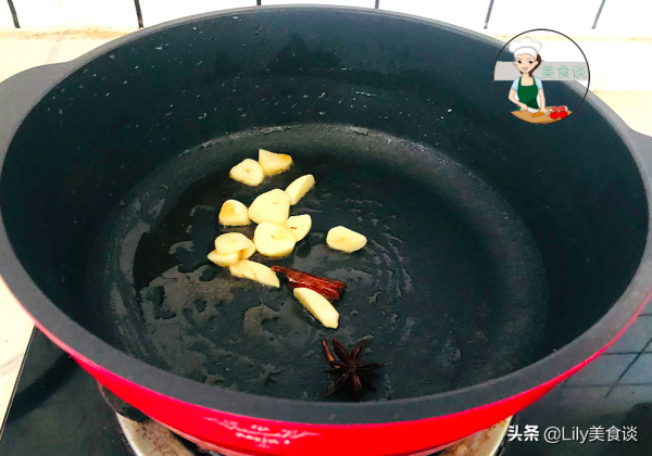 入秋後，有條件多給孩子吃它，營養極高，增強體質，燉一鍋真饞人