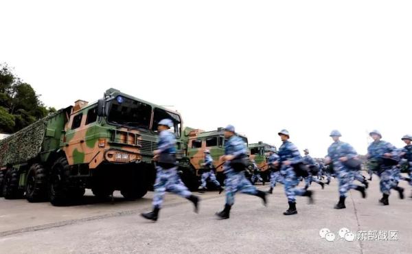 東部戰區海軍官兵：戰位有我，請放心