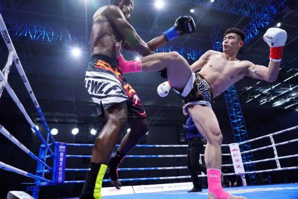 功夫春晚，萬眾矚目！孟高峰爆冷成就新王者，妖刀魏銳保持連勝