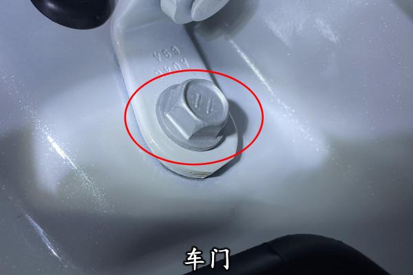 兩萬公里的酷路澤全車原版你信嗎？車商：隨便看，有補漆車送給你