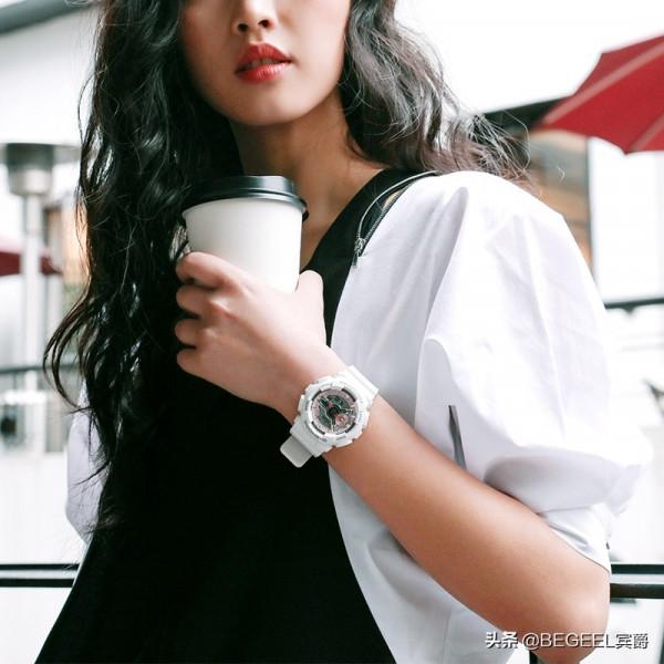 都說每個男人應該擁有三塊表,女人也一樣,戴手錶不能含糊 都說每個男人應該擁有三塊表,女人也一樣,戴手錶不能含糊