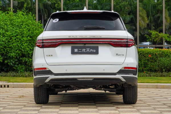 不選哈弗長安就選它!全新發動機超省油,10萬出頭就能買 不選哈弗長安就選它!全新發動機超省油,10萬出頭就能買