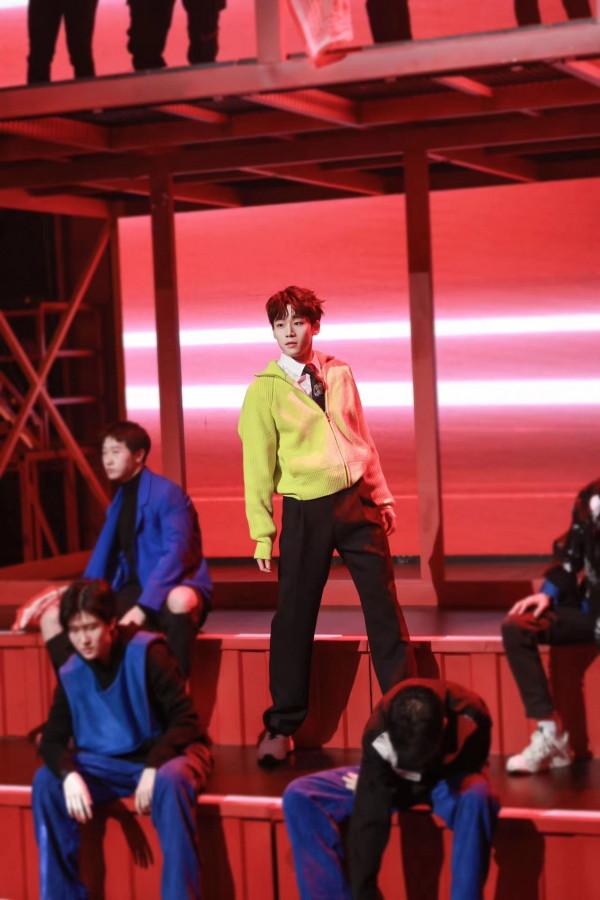 謝興陽《天天向上》首秀 青春唱響2022彰顯少年活力