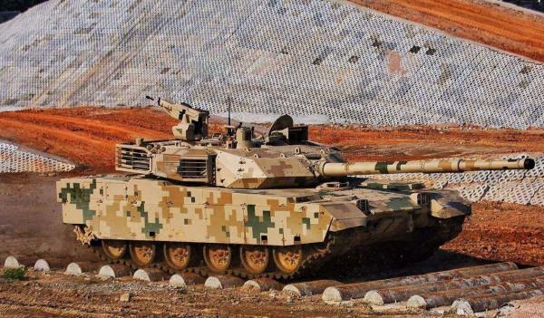 “巴鐵”陸軍裝甲部隊的十大主力坦克，多數都是中國製造