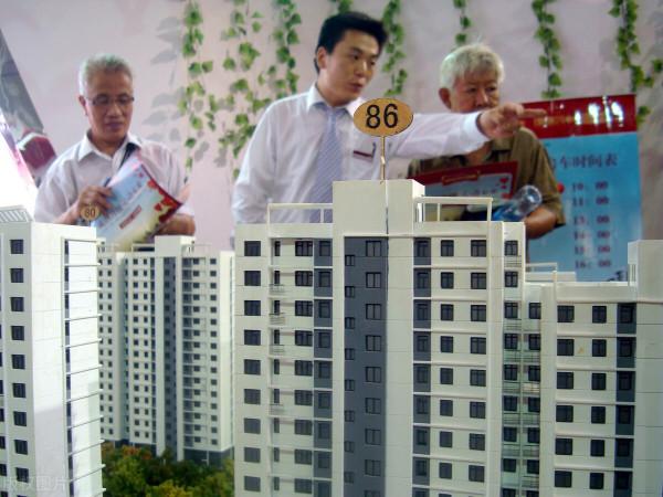 恆大再次申請3家國企幫助，將100&percnt;股權轉讓，1月預計3萬業主收房