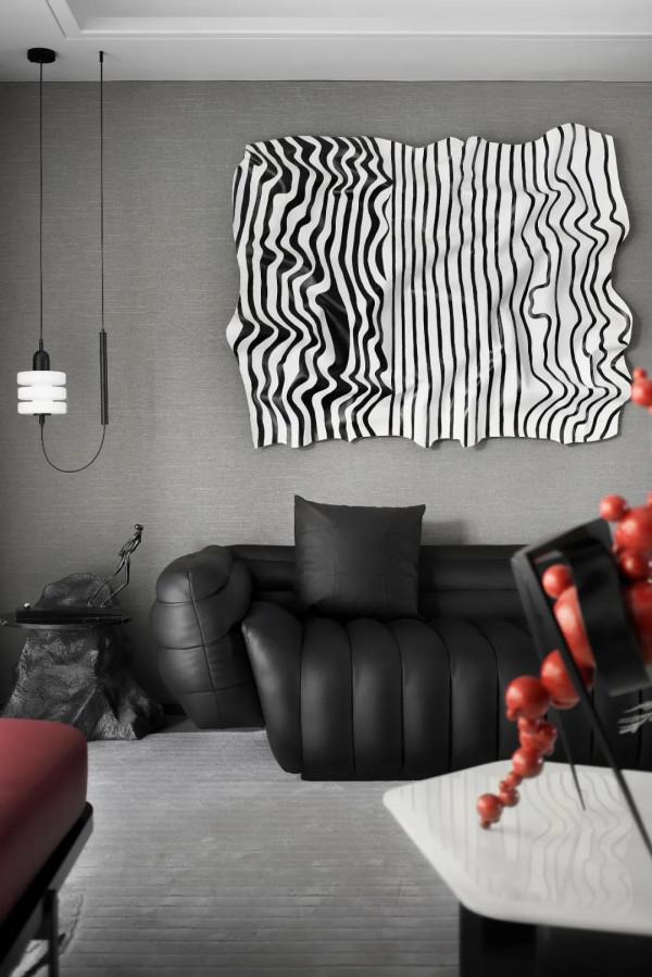 黑白主色調與紅色的和諧搭配,自由與儀式感兼得的設計 黑白主色調與紅色的和諧搭配,自由與儀式感兼得的設計