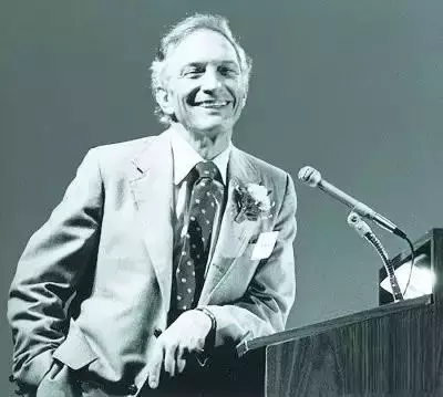 喬布斯的導師締造矽谷，兩次錯失諾貝爾獎，年輕時差點被絞死