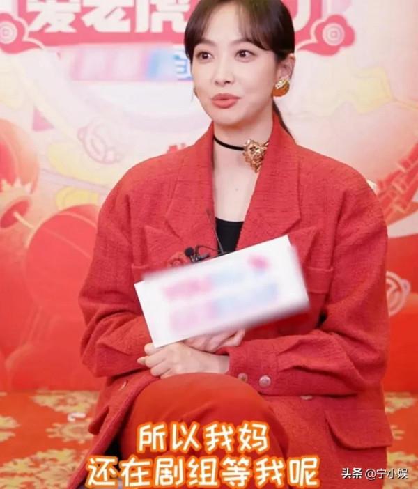 春晚明星幕後趣事：鄧超縫褲子、沈騰愛哭、賈乃亮媽媽不讓他回家