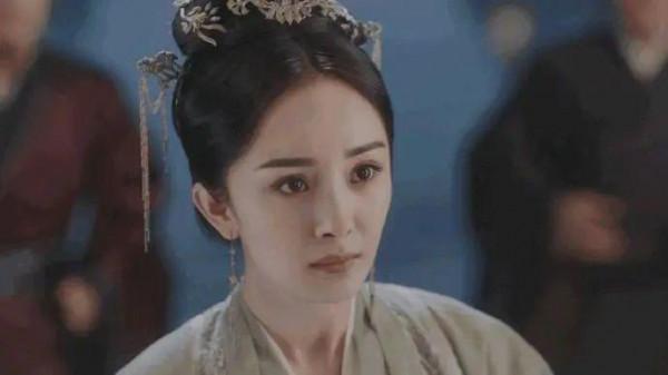 國產劇裡的女扮男裝,不男又不女,到底能有多離譜?笑不活了 國產劇裡的女扮男裝,不男又不女,到底能有多離譜?笑不活了