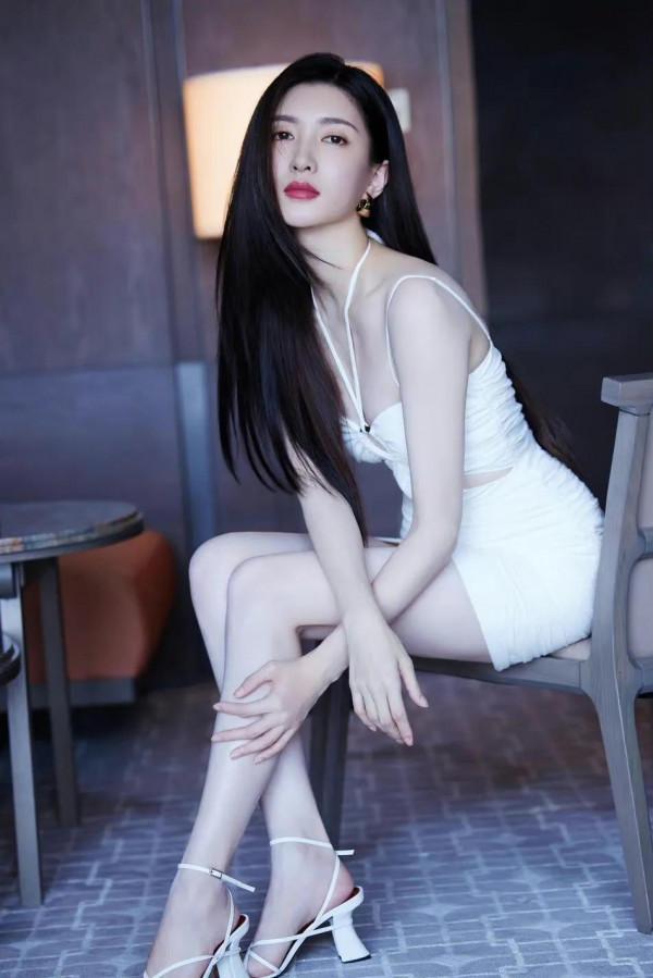 潔白無瑕江疏影