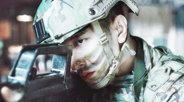 金瀚被郭敬明偏愛的“美貌”，為何到《君九齡》中“水土不服”？