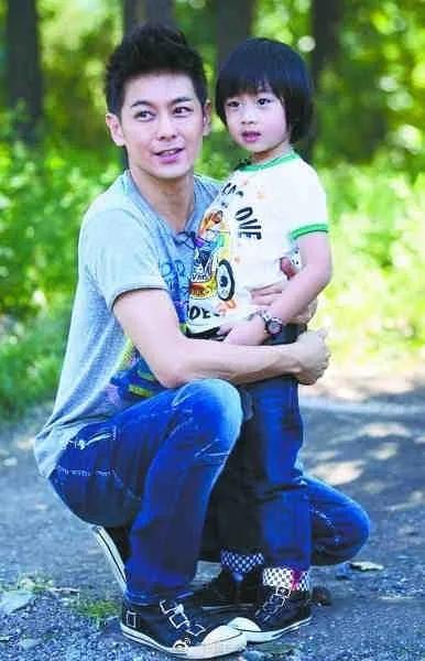林志穎和Kimi,已經不是爸爸去哪兒的破小孩了 林志穎和Kimi,已經不是爸爸去哪兒的破小孩了