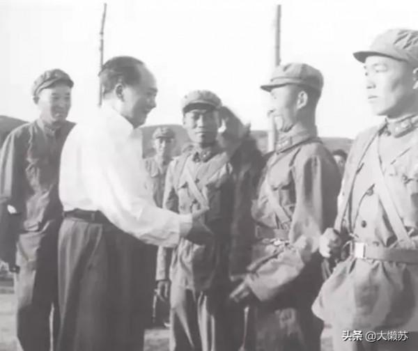 70年前，毛主席替我值班，說我的官比他大，轉年成為他的警衛員