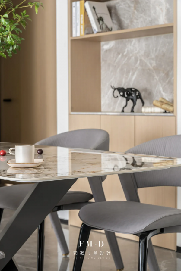 拆陽臺+打造隱形設計，145㎡精裝房最佳模板，半包15萬改造成功