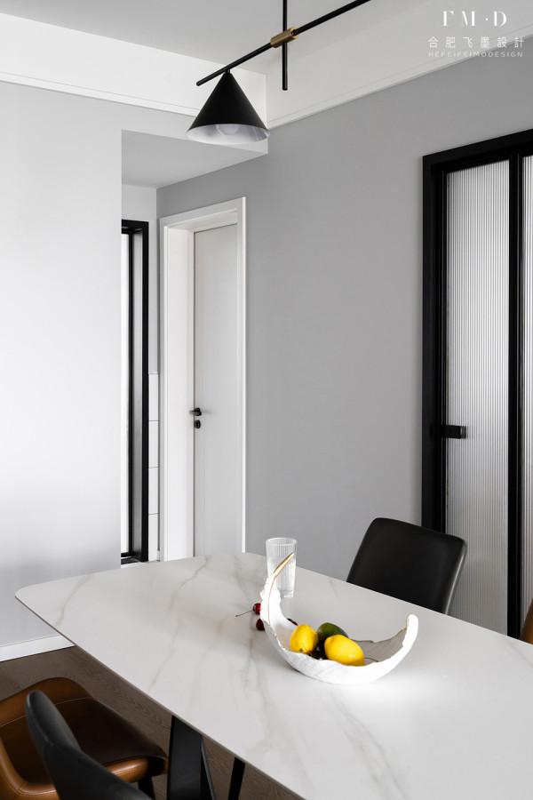 耗時80天，92㎡連廊房不過度裝修，百看不膩的風格才是每家通用