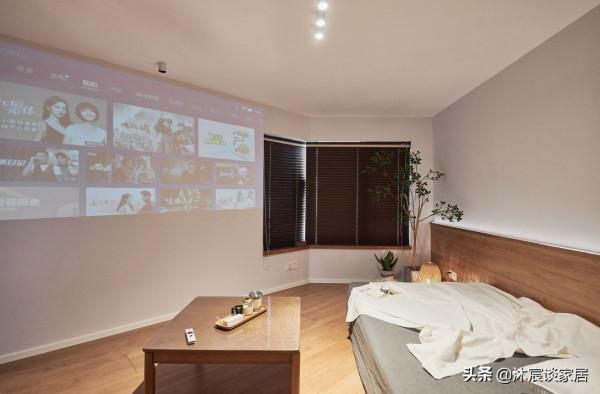 44歲的阿姨，與母親同住，兩人把家佈置得溫馨美好，適合居家養老