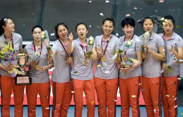 中國女排新主帥浮出水面？現身全運會選拔隊員，郎平終於放心了