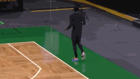 盤點:新賽季未登場的十大球星,歐文去修仙,西蒙斯沒錢準備迴歸 盤點:新賽季未登場的十大球星,歐文去修仙,西蒙斯沒錢準備迴歸