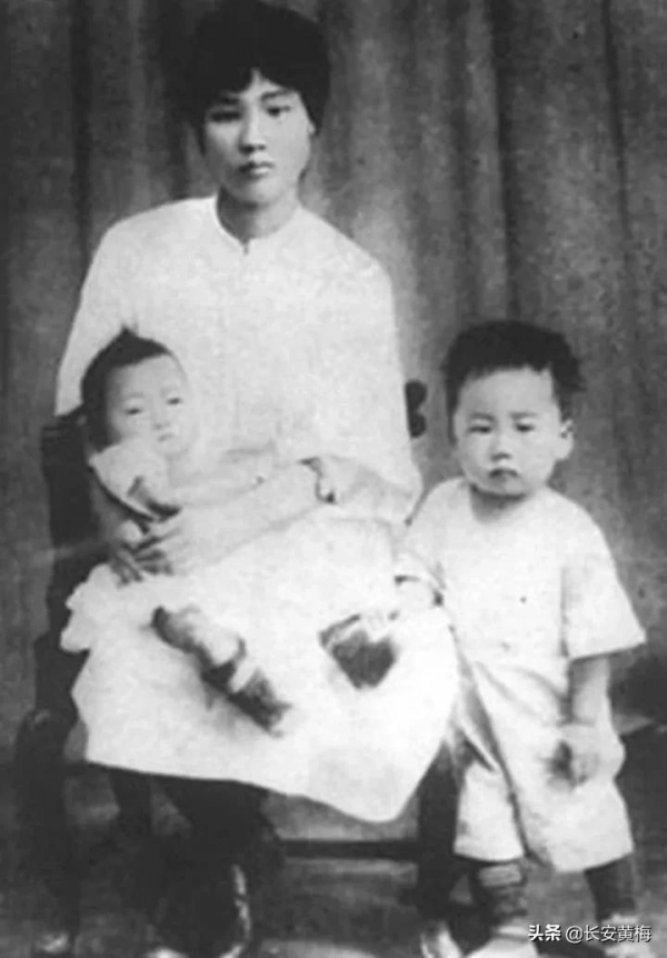 她被害91年了!毛主席一生中曾為她四次落淚...... 她被害91年了!毛主席一生中曾為她四次落淚......