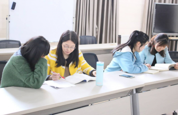 王力宏事件曝出後,畢業生因論文選題是《花田錯》,慘遭“牽連” 王力宏事件曝出後,畢業生因論文選題是《花田錯》,慘遭“牽連”