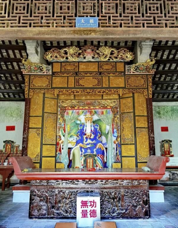 雷州有座千年古祠，全國罕見的五代石人石狗