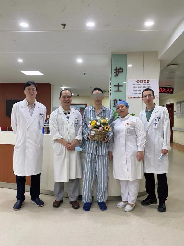 同濟大學附屬同濟醫院普通外科完成全腔鏡下中段胰腺腫瘤切除術