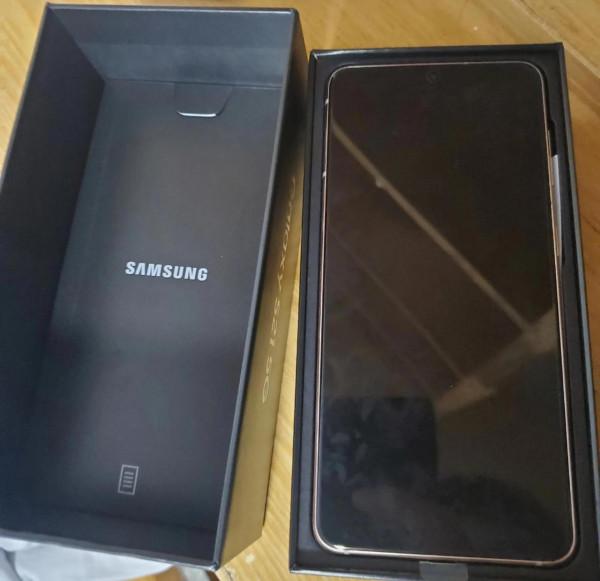 逆向升級:三星S10 換S 21 逆向升級:三星S10 換S 21