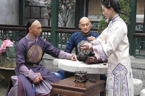 愛新覺羅家族在清朝被分為黃帶子和紅帶子，紅帶子能封什麼爵位？