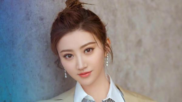 著名演員景甜，真的很甜，美麗大方