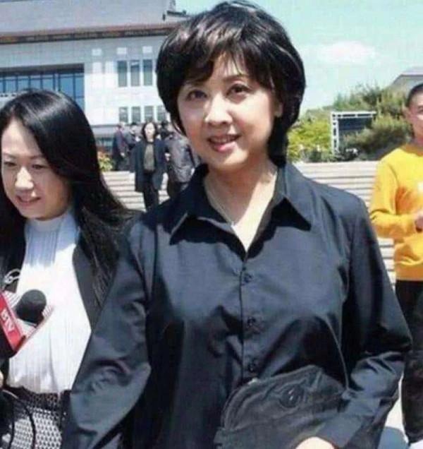 10位內地古裝美人今昔對比，有人曾鋃鐺入獄，有人因太美險被毀容