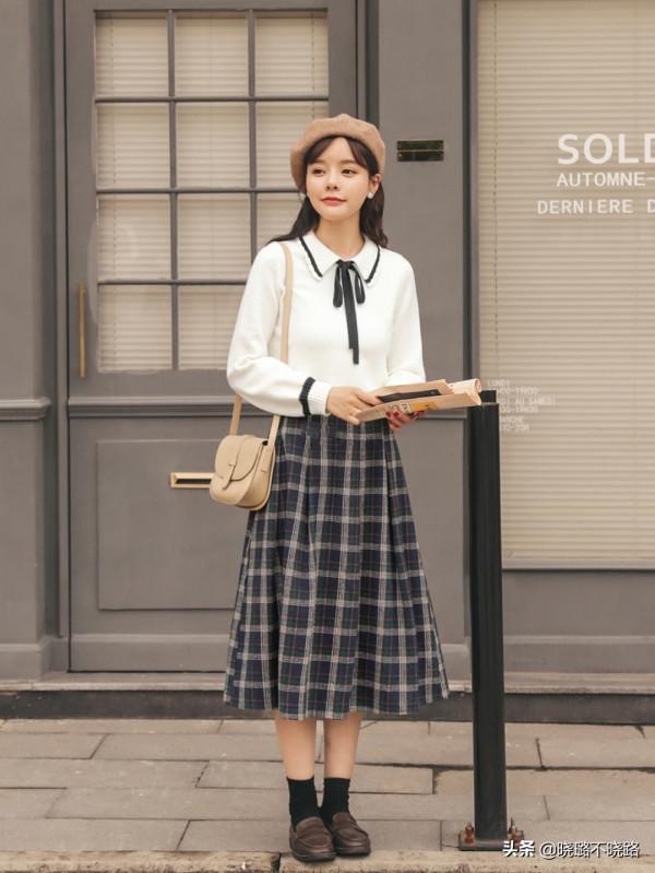 肩寬背厚的女人，儘量少穿這3種衣服，多穿另外3種，更時髦顯瘦