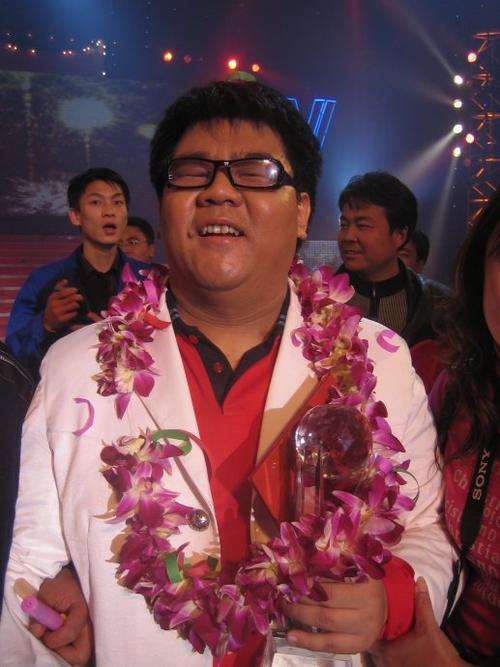 從勵志的盲人歌手到人人唾棄，楊光怎麼就走到了今天這種地步？