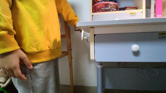 科貝森兒童學習桌：幫孩子養成良好坐姿