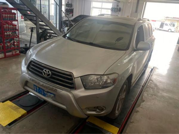 翻新09年老款豐田漢蘭達,28萬公里剛過磨合期,還能再戰20年 翻新09年老款豐田漢蘭達,28萬公里剛過磨合期,還能再戰20年