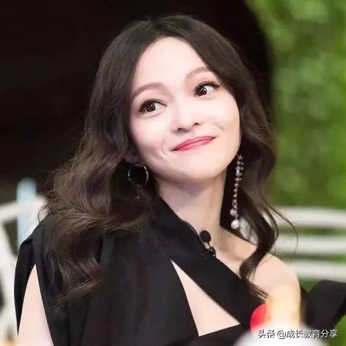 39歲的“凍齡童顏”張韶涵,曾分享維持身材秘訣,主要方法有三點 39歲的“凍齡童顏”張韶涵,曾分享維持身材秘訣,主要方法有三點