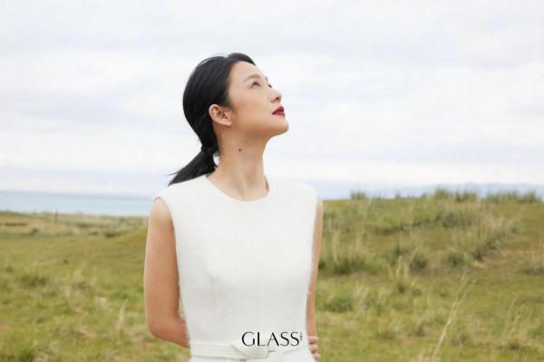 周韻西北荒野大片，簡簡單就很美，有氣質，有韻味的女人