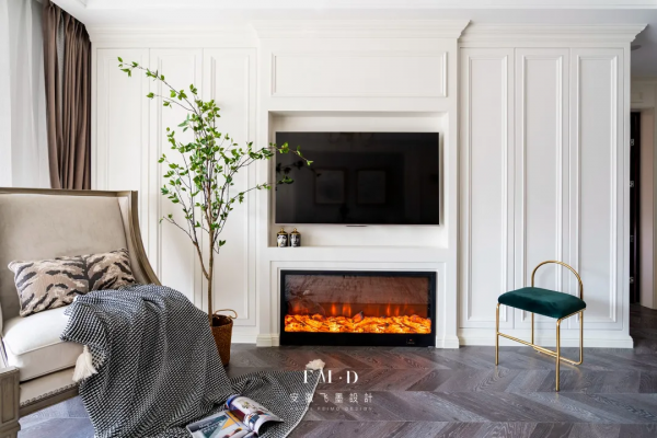 也要給家裡裝個壁爐！取代電視牆又能冬日圍坐取暖，提升家居質感